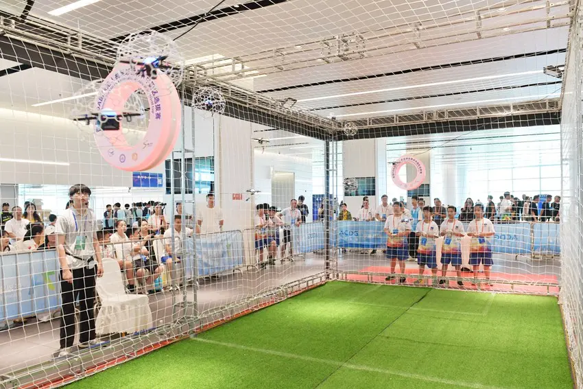 理廖俊敏介, A国际无人 理廖俊敏介, A国际无人