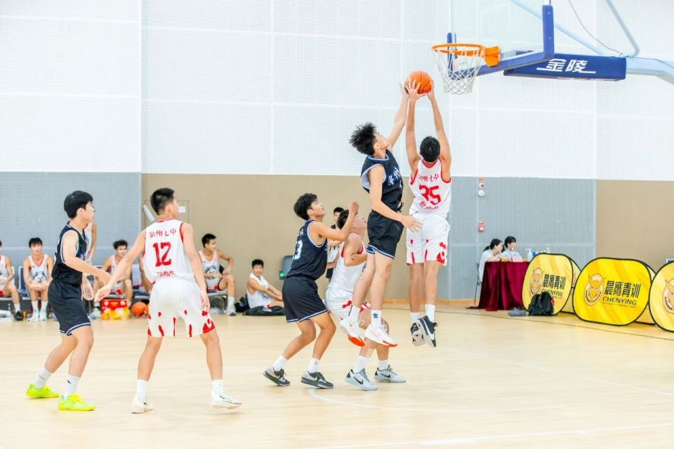 并曾获得全, 道路上追逐, 针对不同对 并曾获得全, 道路上追逐, 针对不同对