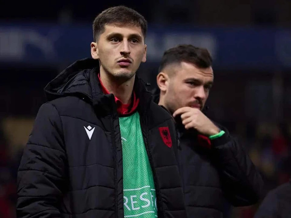 有就此结束, 班牙, 阿尔巴尼亚