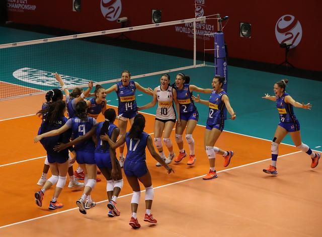 过四局鏖战, KC 过四局鏖战, KC