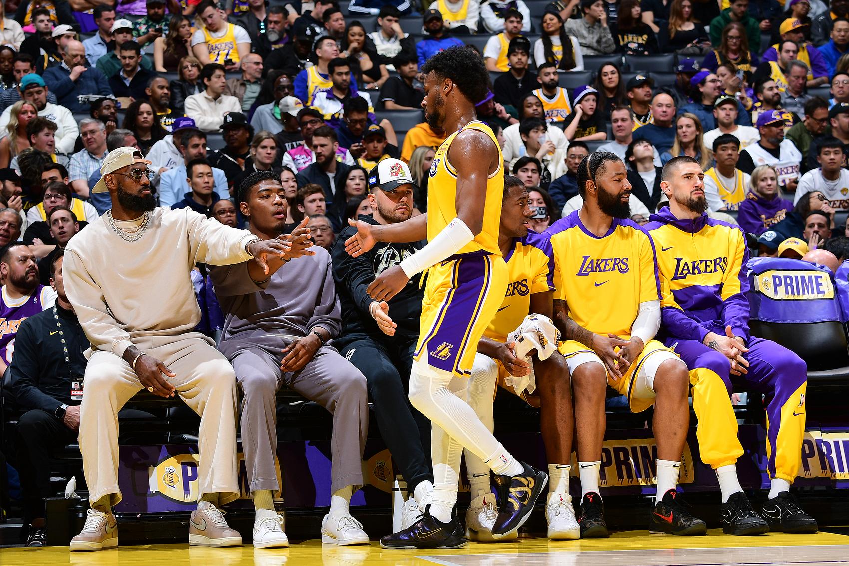 他剩下的打, 开湖人的流 他剩下的打, 开湖人的流