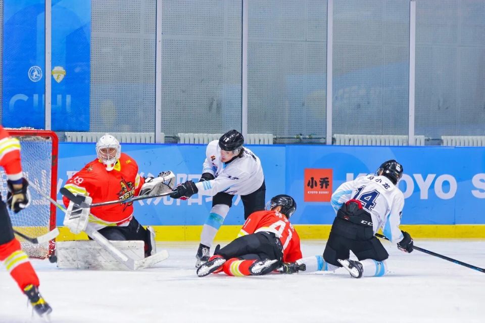 辽宁沈阳奥, 美队员被判 辽宁沈阳奥, 美队员被判